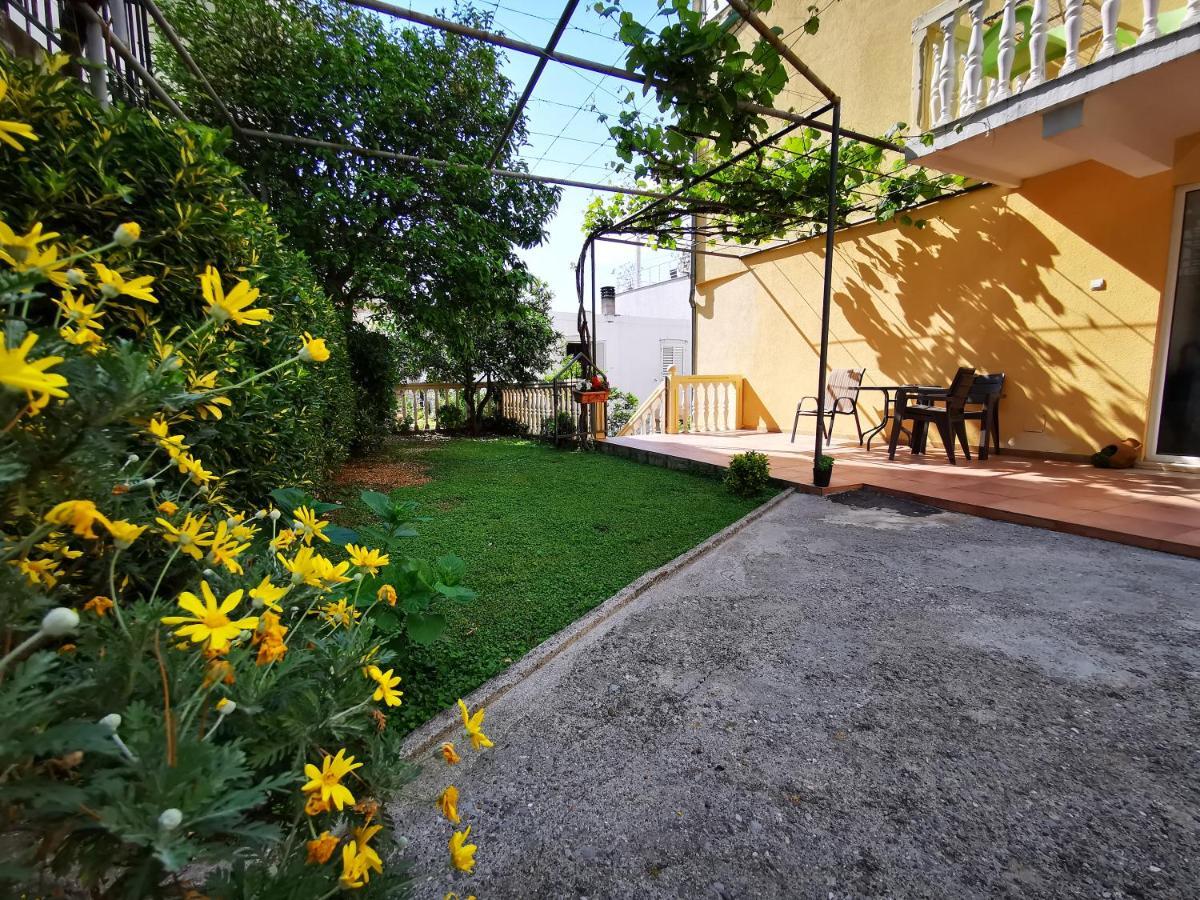 Apartments Vila Andja Sveti Stefan Luaran gambar