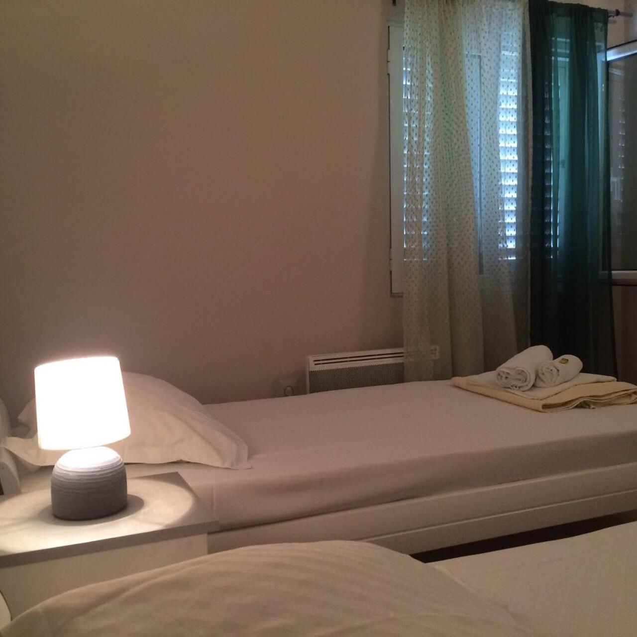 Apartments Vila Andja Sveti Stefan Bilik gambar