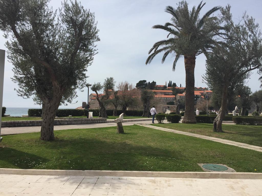 Apartments Vila Andja Sveti Stefan Luaran gambar
