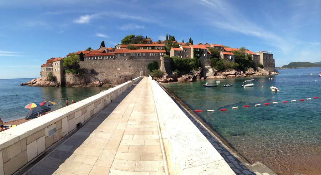 Apartments Vila Andja Sveti Stefan Luaran gambar