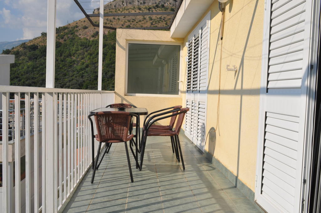 Apartments Vila Andja Sveti Stefan Bilik gambar