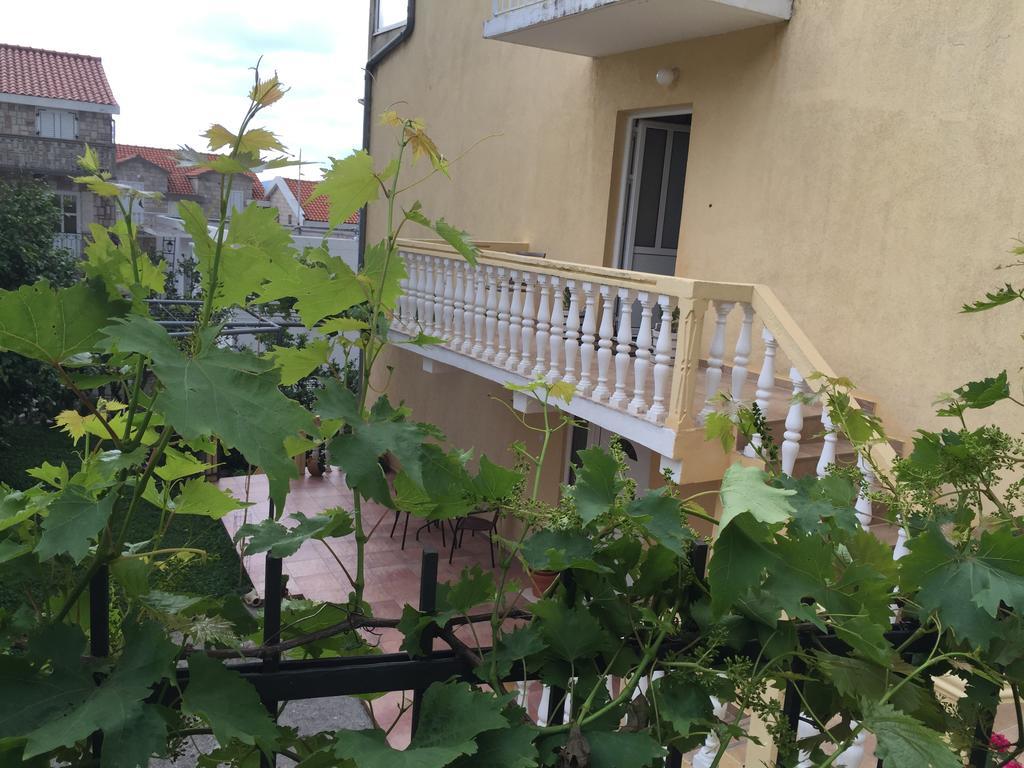 Apartments Vila Andja Sveti Stefan Luaran gambar