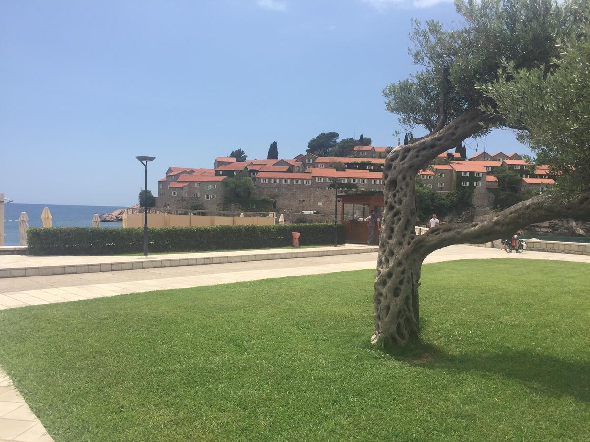 Apartments Vila Andja Sveti Stefan Luaran gambar